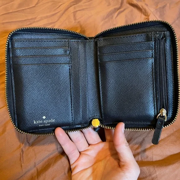 Kate Spade Spencer Zip Wallet - Picture 2 of 7